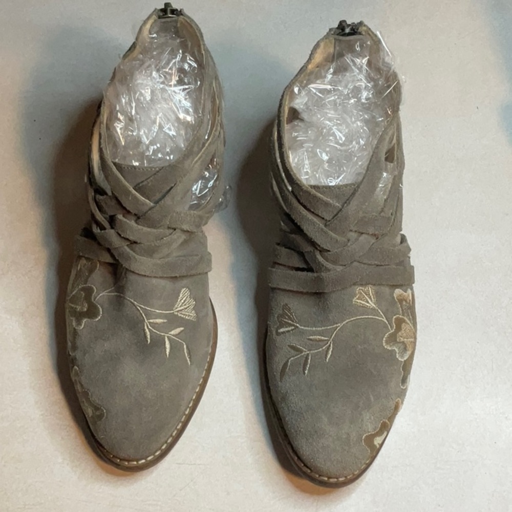 Seychelles Taupe/Grey Suede Cutout Ankle Booties with Embroidered Floral Detail